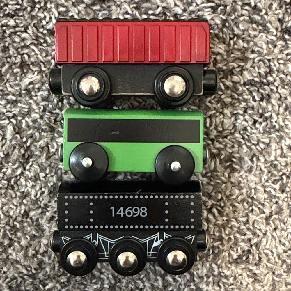 Wooden Magnet Trains - Picture 6 of 9